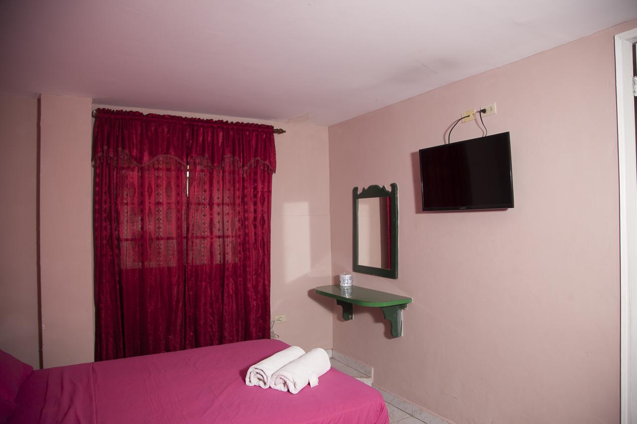 Hotel Residencial Turistico Cuba Ciudad de Panamá Exterior foto